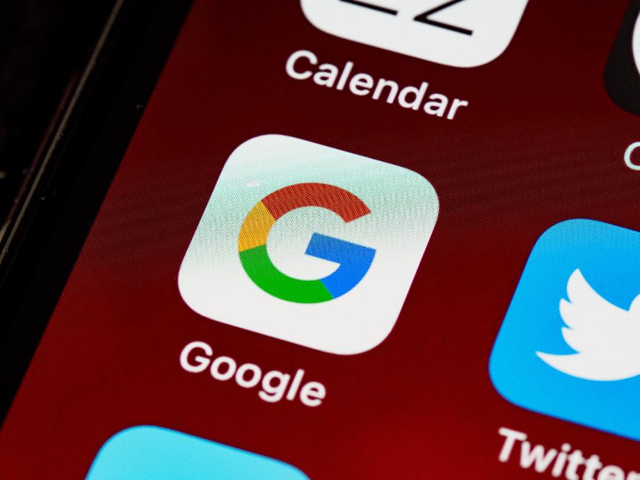 Le doodle est inspiré de la culture mexicaine et des œuvres du poète. (Pexels)
