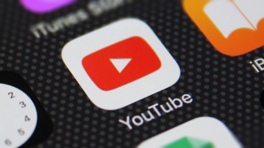 YouTube simplifiera ses directives pour faire face à la désinformation liée aux problèmes médicaux (Reuters)