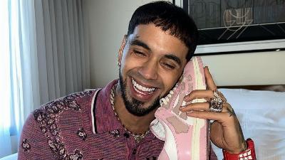 C'est ainsi qu'Anuel a réagi lorsqu'il a entendu, avec un rythme colombien, sa voix générée par l'IA
