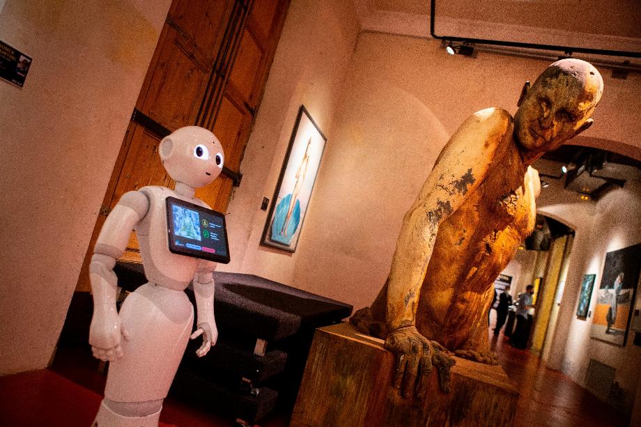 Les experts considèrent que l'intelligence artificielle peut et doit également être éthique, juste et inclusive (EFE/Enric Fontcuberta/File)
