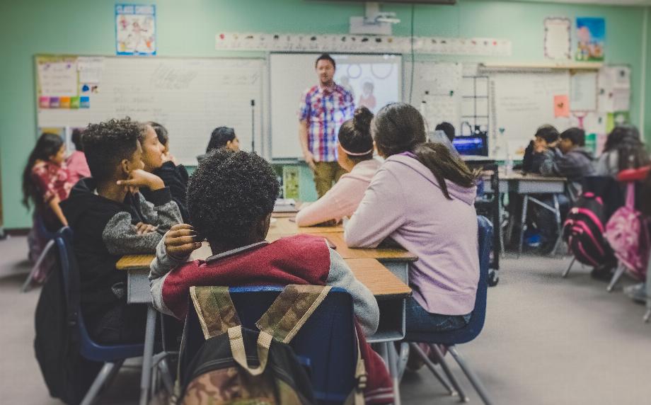 Grâce à cet outil, les enseignants pourront orienter leurs programmes pédagogiques en fonction des émotions des élèves. (Unsplash)