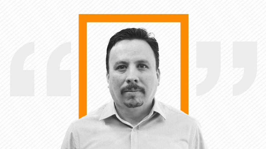 Mauricio Miranda est directeur de la bibliothèque Ibero León.