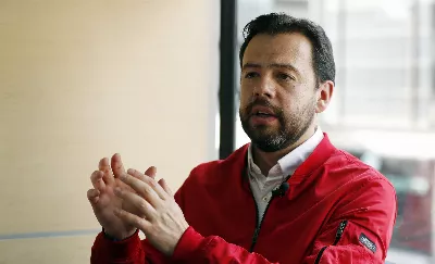 Carlos Fernando Galán a dénoncé le fait qu'ils simulent sa voix avec l'IA pour transmettre de fausses informations : « Ils ont peur »