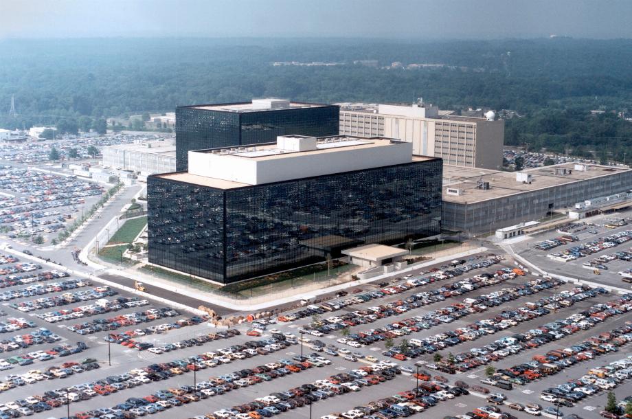 PHOTO DE DOSSIER: Une photo aérienne non datée montre le bâtiment du siège de la National Security Agency (NSA) à Fort Meade, Maryland, États-Unis. Pour correspondre au rapport spécial USA-SPYING/RAVEN NSA/Handout via REUTERS ATTENTION ÉDITEURS - CETTE IMAGE A ÉTÉ FOURNIE PAR UN TIERS. NE PAS RESELER. NE PAS ARCHIVER.