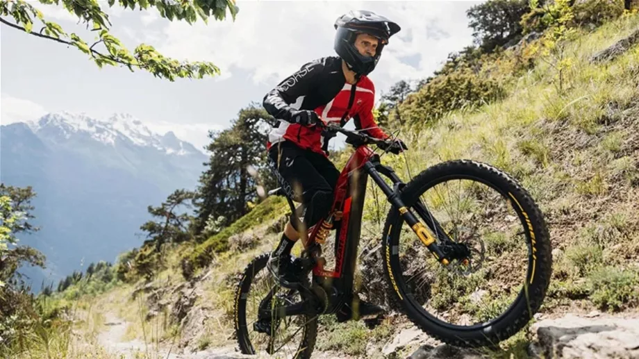 Le vélo électrique a un corps en carbone. (Ducati)