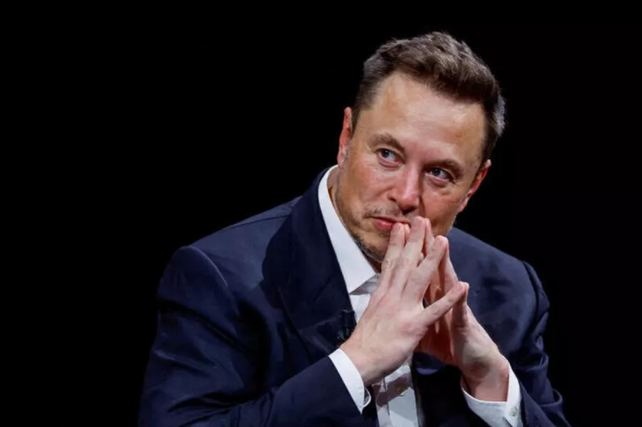 Le PDG le mieux payé au monde est Elon Musk, mais son salaire est de 1 dollar. (Reuters/Gonzalo Fuentes)