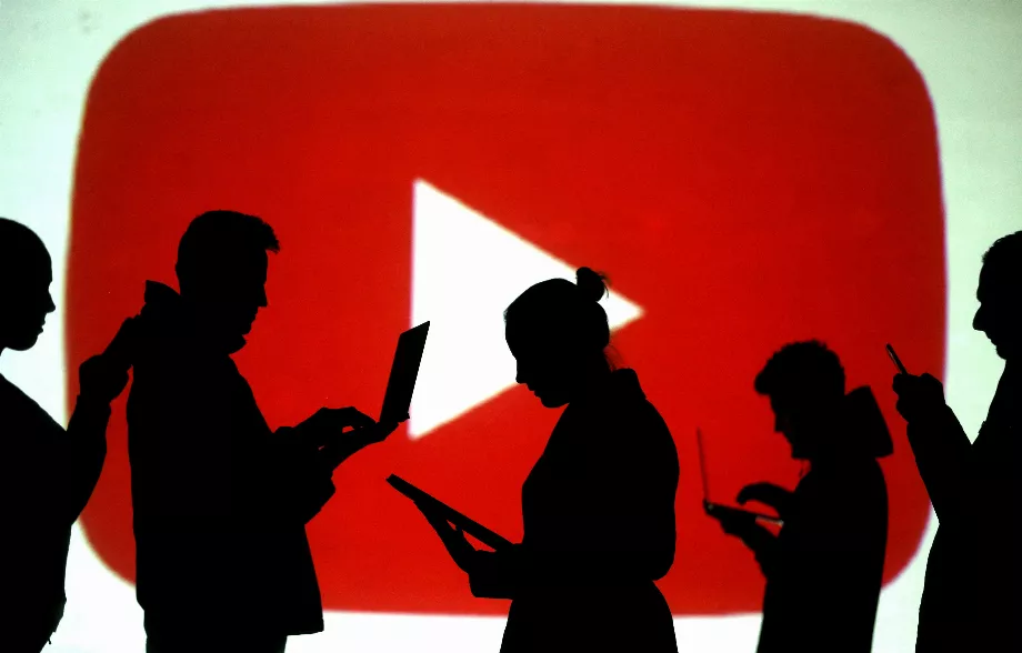 En 2022, plus de personnes que jamais ont créé du contenu sur YouTube. REUTERS/Dado Ruvic//photo d'archives