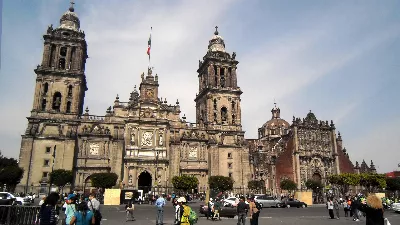 Voici à quoi ressemblerait la Cathédrale Métropolitaine du CDMX dans des milliers d'années, selon l'intelligence artificielle