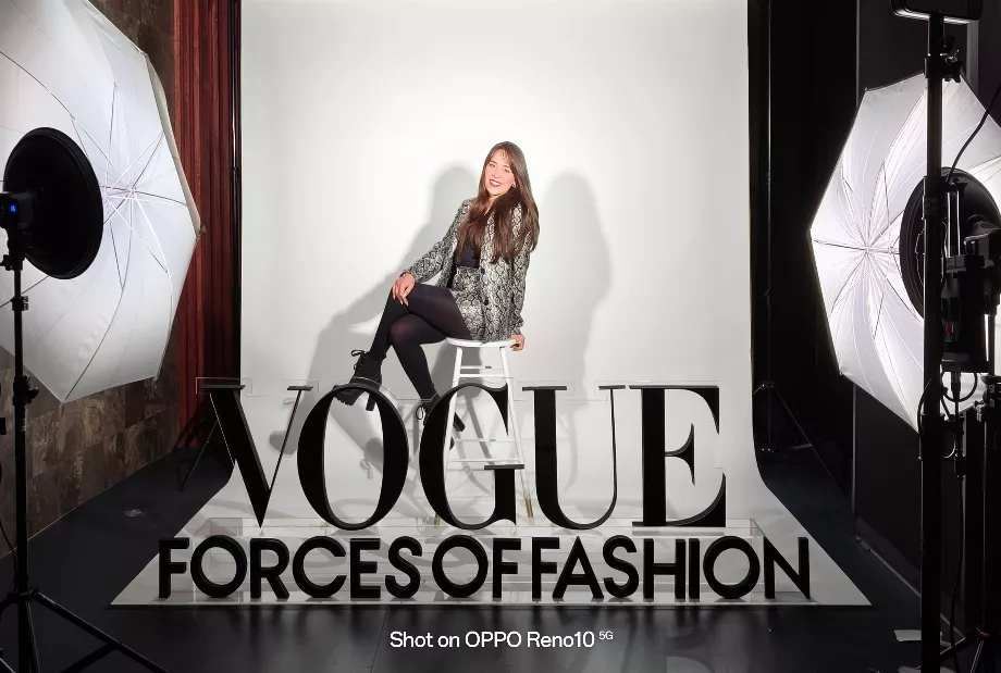 Lors de l'événement, la seule ressource photographique était le Reno10 5G. (OPPO)