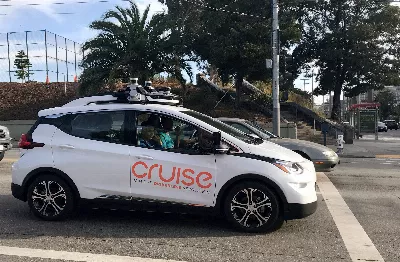Aux États-Unis, les taxis sans conducteur doivent quitter les rues en raison d'accidents
