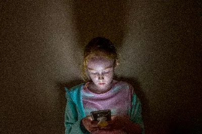 Instagram et Facebook cesseront de diffuser des publicités auprès des mineurs de moins de 18 ans dans l'Union européenne