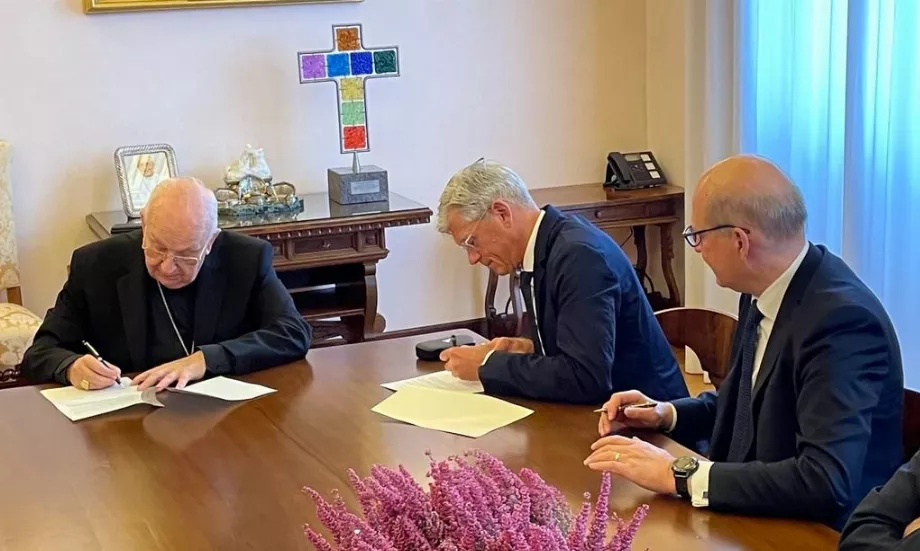 L'État de la Cité du Vatican s'est associé au groupe Volkswagen pour le programme de développement de la mobilité durable appelé Conversion écologique 2030. (État de la Cité du Vatican)