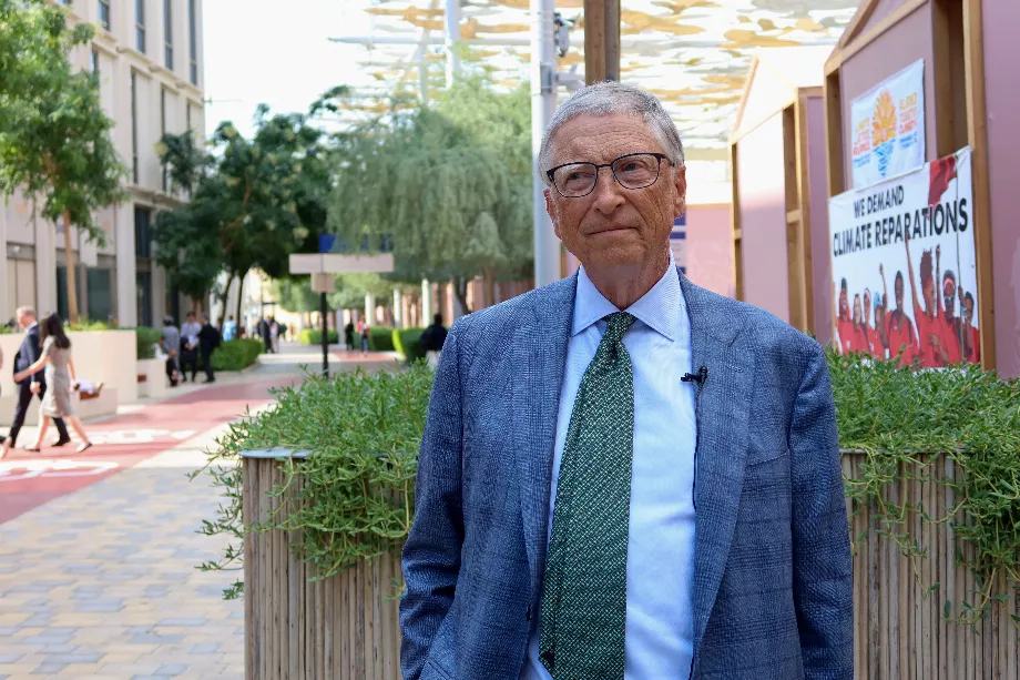 Bill Gates porte le concept de Deep Work à un niveau avancé, en organisant des retraites pour approfondir la lecture et la réflexion. (Reuters/Imad Creidi)