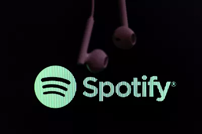 Spotify va licencier 1 500 personnes, soit 17 % de l'ensemble de ses effectifs