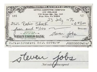 Un chèque portant la signature de Steve Jobs a été vendu aux enchères pour plus de 30 000 $