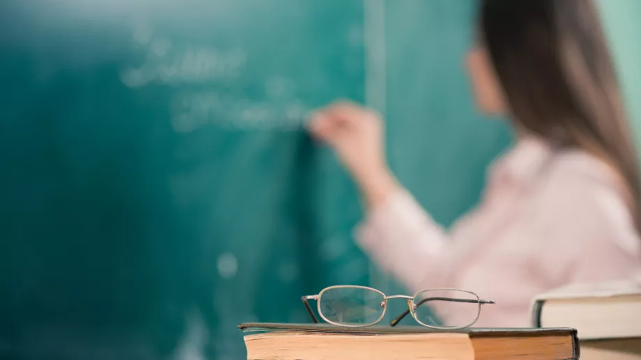 En faisant cette blague, l'enseignante a trouvé une réponse inattendue : le silence complet de ses élèves (iStock)