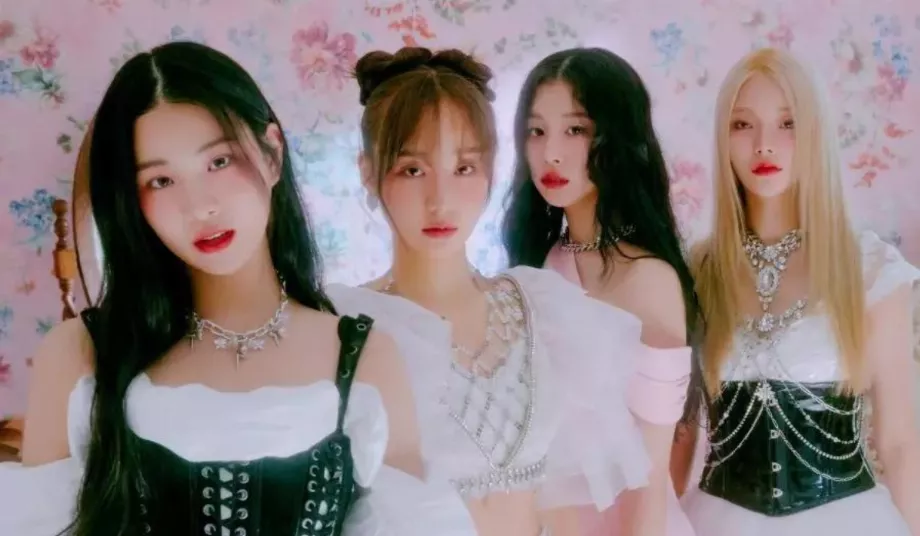 FIFTY FIFTY, le groupe K-pop viral sur TikTok.