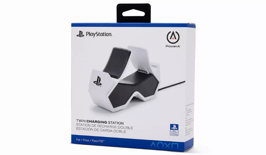La station de charge PowerA Dual est conçue pour accueillir deux contrôleurs DualSense à la fois.
