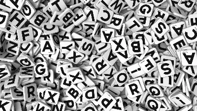 Fémicide, polarisation et crise : l’intrigue derrière les mots de 2023
