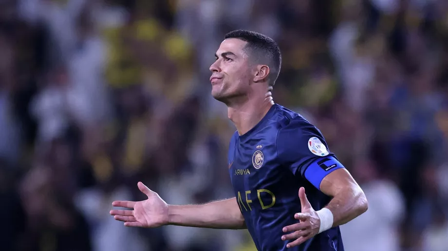 Cristiano Ronaldo est sacré athlète le plus populaire sur les réseaux sociaux, cumulant des millions de fans sur Instagram, Facebook et Twitter. (Reuters/Ahmed Yosri)
