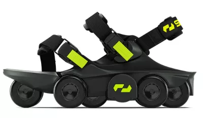 Moonwalkers, des chaussures électriques à roulettes qui utilisent l'intelligence artificielle