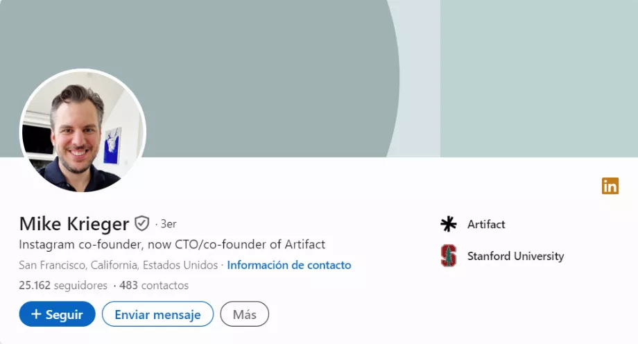 Après leur expérience réussie sur Instagram, Systrom et Krieger se sont consacrés à explorer les possibilités de l'intelligence artificielle dans l'actualité. (LinkedIn)