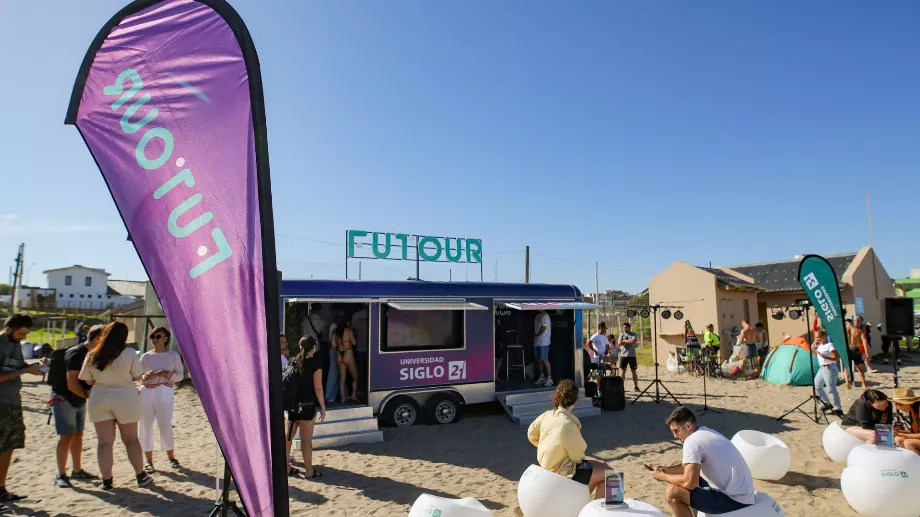 Durant l'été, FuTour visitera 8 villes à travers le pays (Christian Heit)