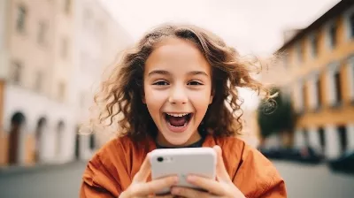 C’est le meilleur âge pour offrir à un enfant son premier téléphone portable.