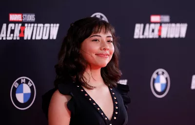 La star de Marvel, Xochitl Gomez, s'est prononcée contre les deepfakes sexuellement explicites créés avec l'IA
