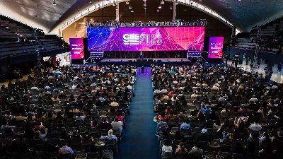 Quels sont les invités les plus notables de la « Conférence IFE », le congrès éducatif du Tec de Monterrey qui commence aujourd'hui