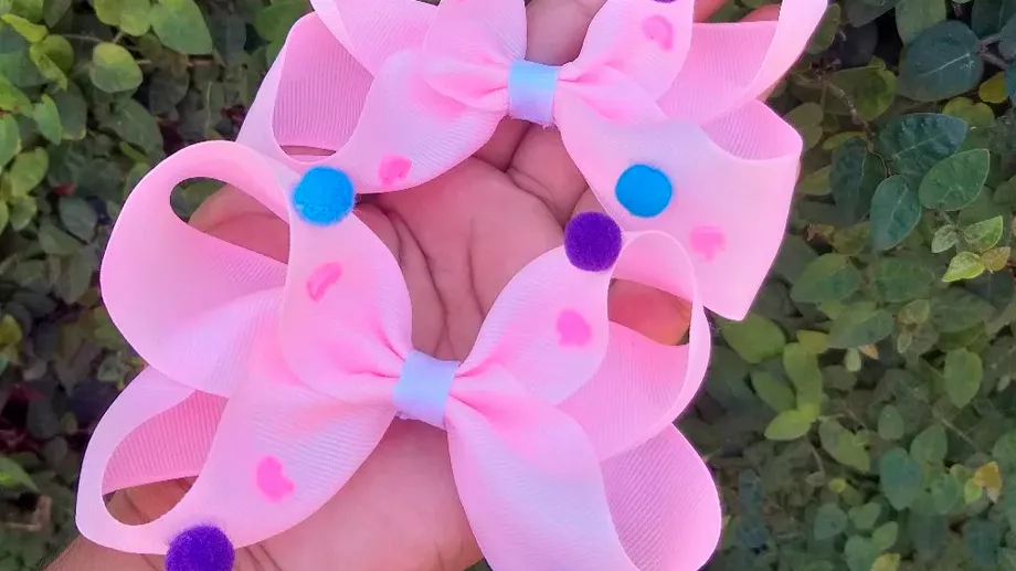 La mode coquette est basée sur la couleur rose et l'utilisation de nœuds Crédit : IG/@mirkiu17