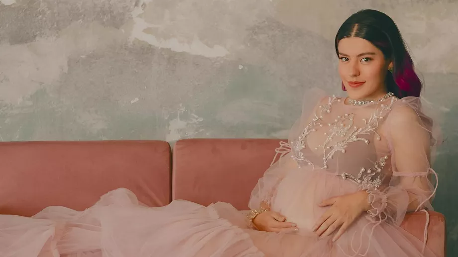 Un mois après avoir été hospitalisée, Lesslie Polinesia a partagé sur YouTube une bonne nouvelle concernant sa grossesse. Crédit : @PPTeamLesslie