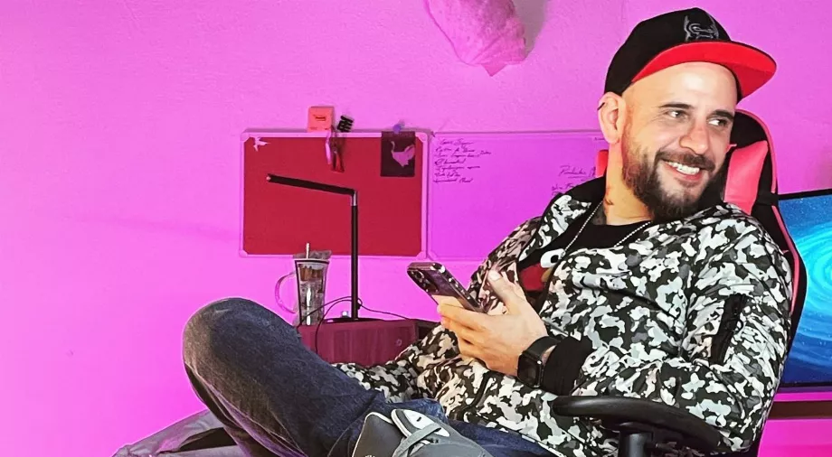 Avec 1,22 million de followers, El Temach est l'un des influenceurs les plus performants au Mexique selon les données de Social Blade (El Temach Official)