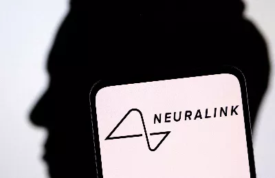 C'est un fait : un humain avec une puce dans le cerveau, voilà tout ce qu'il faut savoir sur le plan d'Elon Musk avec Neuralink
