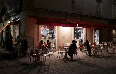 Une Péruvienne qui vit en Espagne explique la différence entre les magasins de Lima et notre pays qui l'a complètement surprise