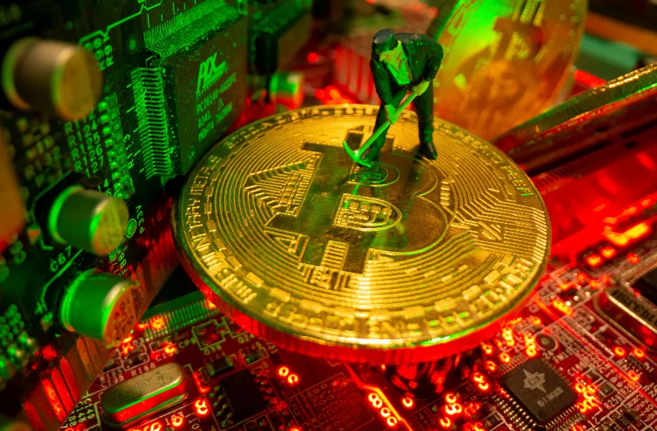Représentation du minage de Bitcoin. (Reuters/Dado Ruvic)