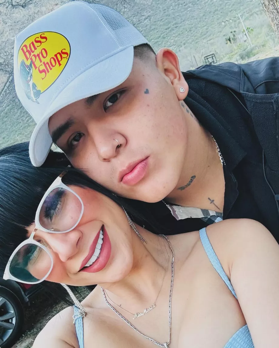 Mía Marín et son nouveau petit ami, Jesús Nery (Instagram/@miamarinsb)