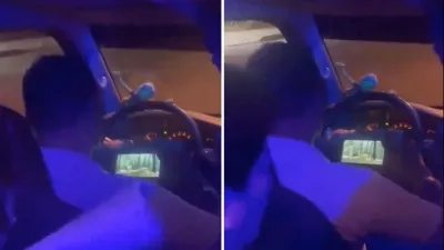 La seule chose qui manquait était le pop-corn ! Un chauffeur de bus exposé pour avoir regardé des films en conduisant à Puebla | VIDÉO