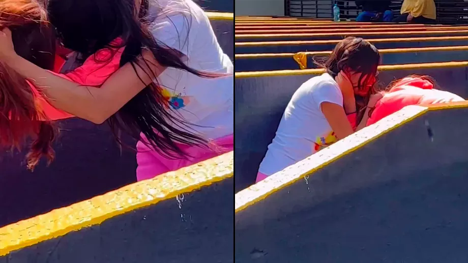 Les fans de Karol G ont organisé une confrontation devant le stade Azteca CRÉDIT : IG/ticketelhamster