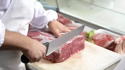Il a vu quelque chose de surprenant dans la boucherie du quartier ; Il l'a partagé sur les réseaux et c'est devenu viral : "Super cadeau de Saint-Valentin"