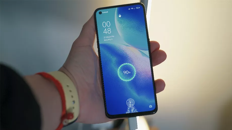 L’un des avantages de désactiver la localisation de votre mobile est que cela permettra d’économiser la batterie. (Photo : Unsplash)