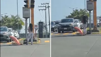 Une femme devient virale en changeant de vêtements au milieu de l'avenue de Boca del Río, Veracruz | VIDÉO