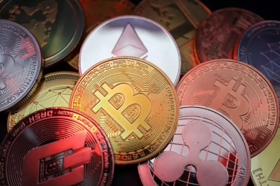 Une représentation des crypto-monnaies. (REUTERS/Dado Ruvic/Illustration/Photo d'archives)