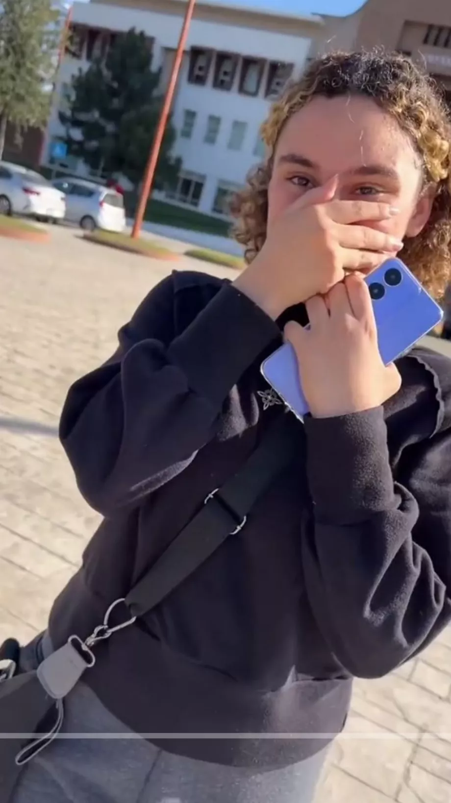La jeune fille a gagné sa pizza et est retournée chez son ex. (TikTok @Angel _Soy : Yo)