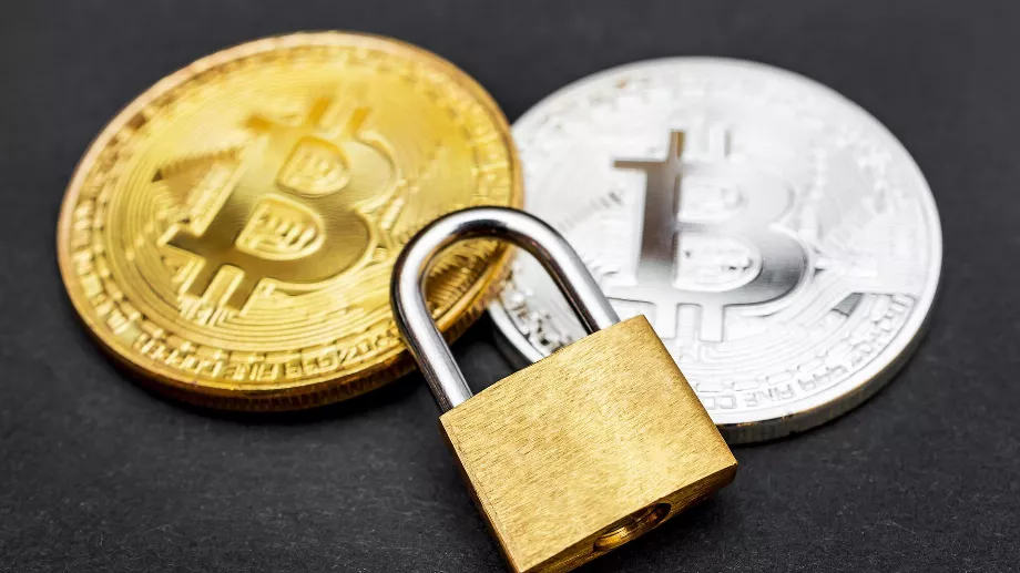 Les crypto-monnaies se caractérisent par l’utilisation de réseaux blockchain, inexistants physiquement et manquant de réglementation. (Getty Images)