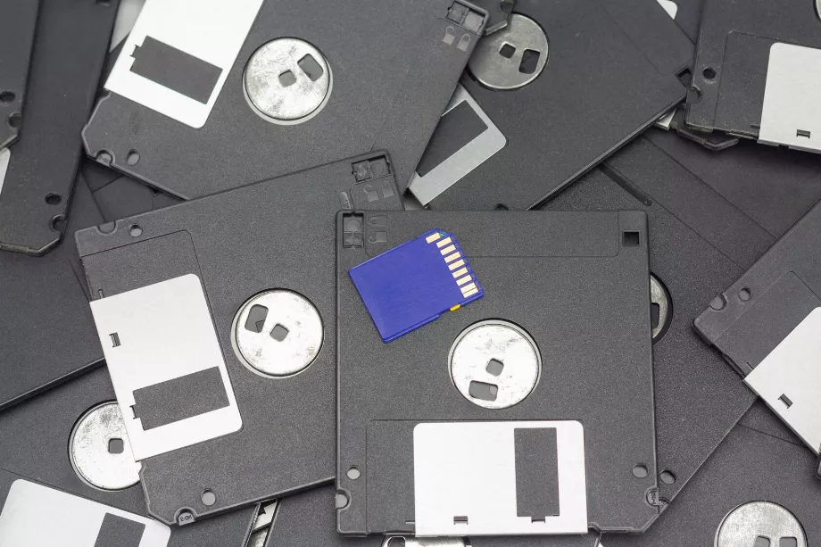 Avant que les disques durs ne deviennent la norme, les disquettes étaient utilisées pour démarrer les ordinateurs. (Infoba)