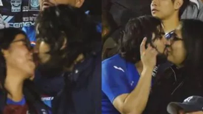 Un fan de Cruz Azul devient viral après avoir été INFIDÈLE au milieu du match ; embrasse sa petite amie puis son meilleur ami