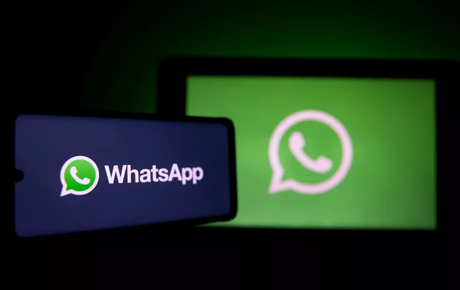 Les nouvelles fonctions de WhatsApp permettront aux utilisateurs d'organiser leurs activités quotidiennes. EFE/EPA/IAN LANGSDON/Fichier