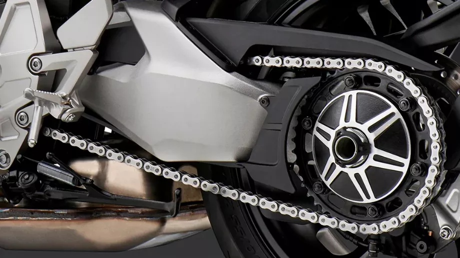 La chaîne d'une moto joue un rôle essentiel dans le déplacement du véhicule à travers différentes zones. (Photo : prise de Honda Motos)