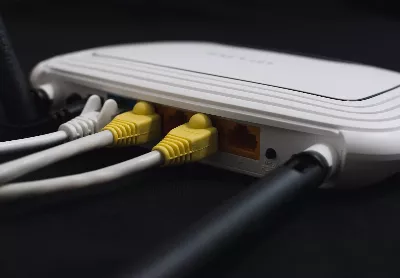 Utilisez l'ancien routeur Internet comme répéteur WiFi à la maison